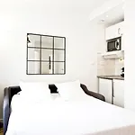 Bluestay 275 - Charmant Appartement A Paris