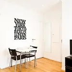 Bluestay 275 - Charmant Appartement A Paris