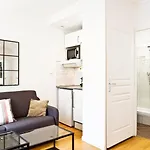 Bluestay 275 - Charmant Appartement A Paris