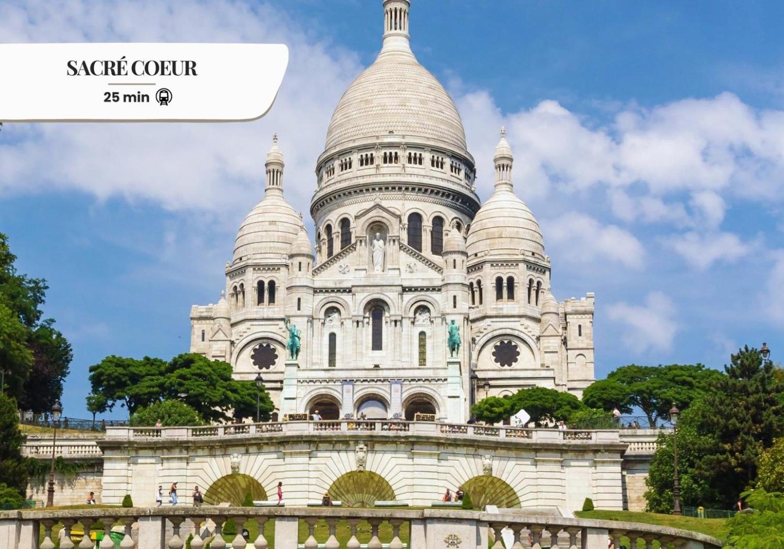 Bluestay 275 - A Paris